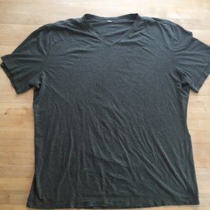 Lululemon Men’s Meta Vent Tech V-neck Shirt